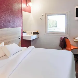 Hotel Hotelf1 Porte De Chatillon, Paris